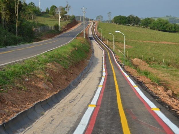 Ciclovia de Lajeado Bonito recebe vistoria
